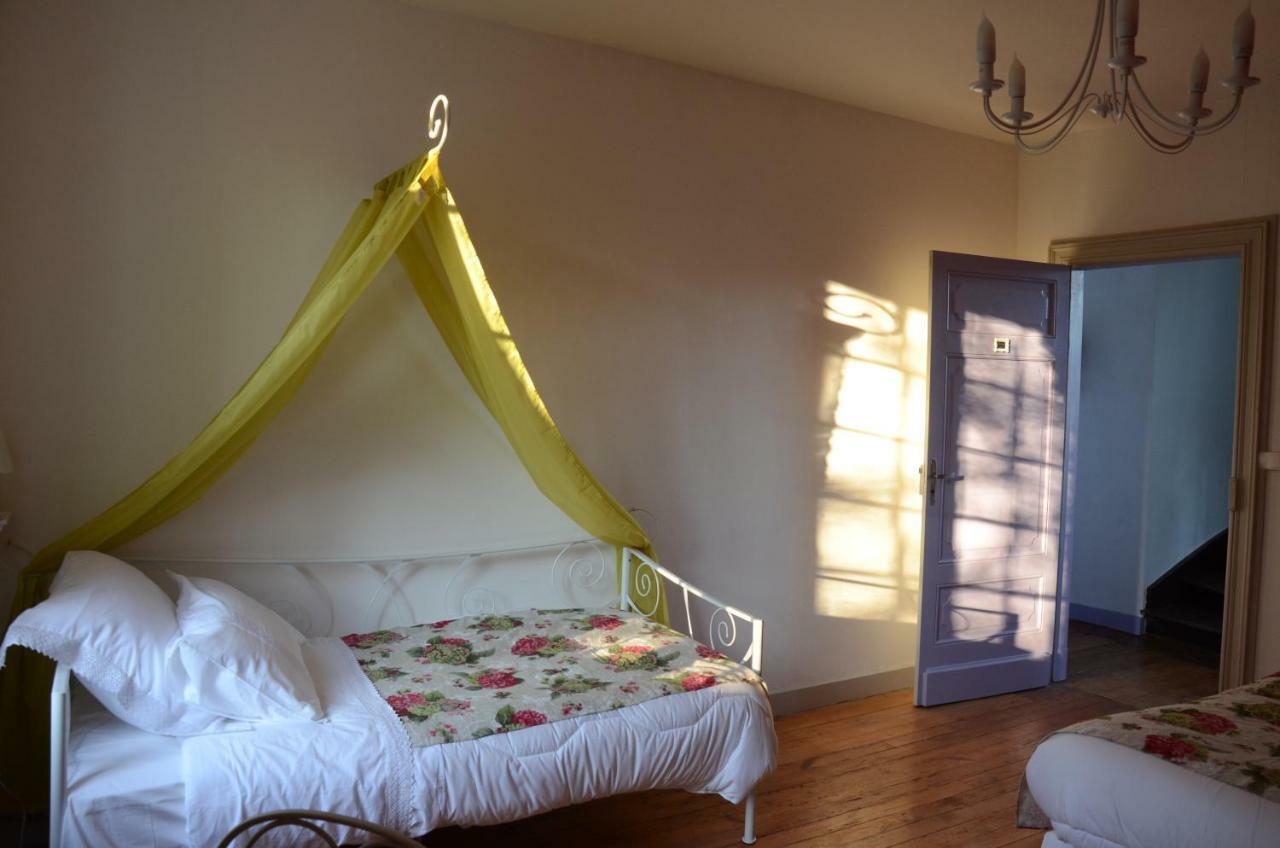 Le Manoir De Sanilhac Bed & Breakfast Notre-Dame-de-Sanilhac Exterior photo